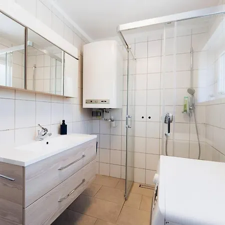 Prázdninový dům Kuscheliges Haeuschen In Idyllischer Nachbarschaft Innsbruck