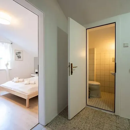 Vakantiehuis Kuscheliges Haeuschen In Idyllischer Nachbarschaft