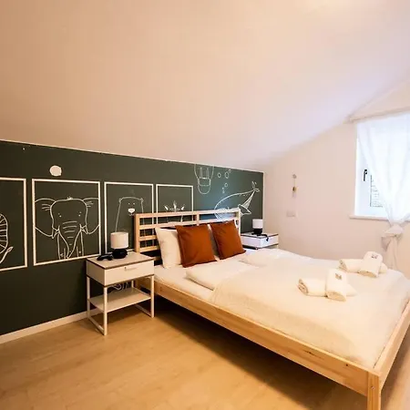 Prázdninový dům Kuscheliges Haeuschen In Idyllischer Nachbarschaft Innsbruck