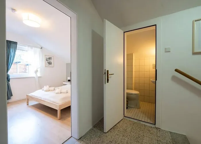 Holiday home Kuscheliges Haeuschen In Idyllischer Nachbarschaft